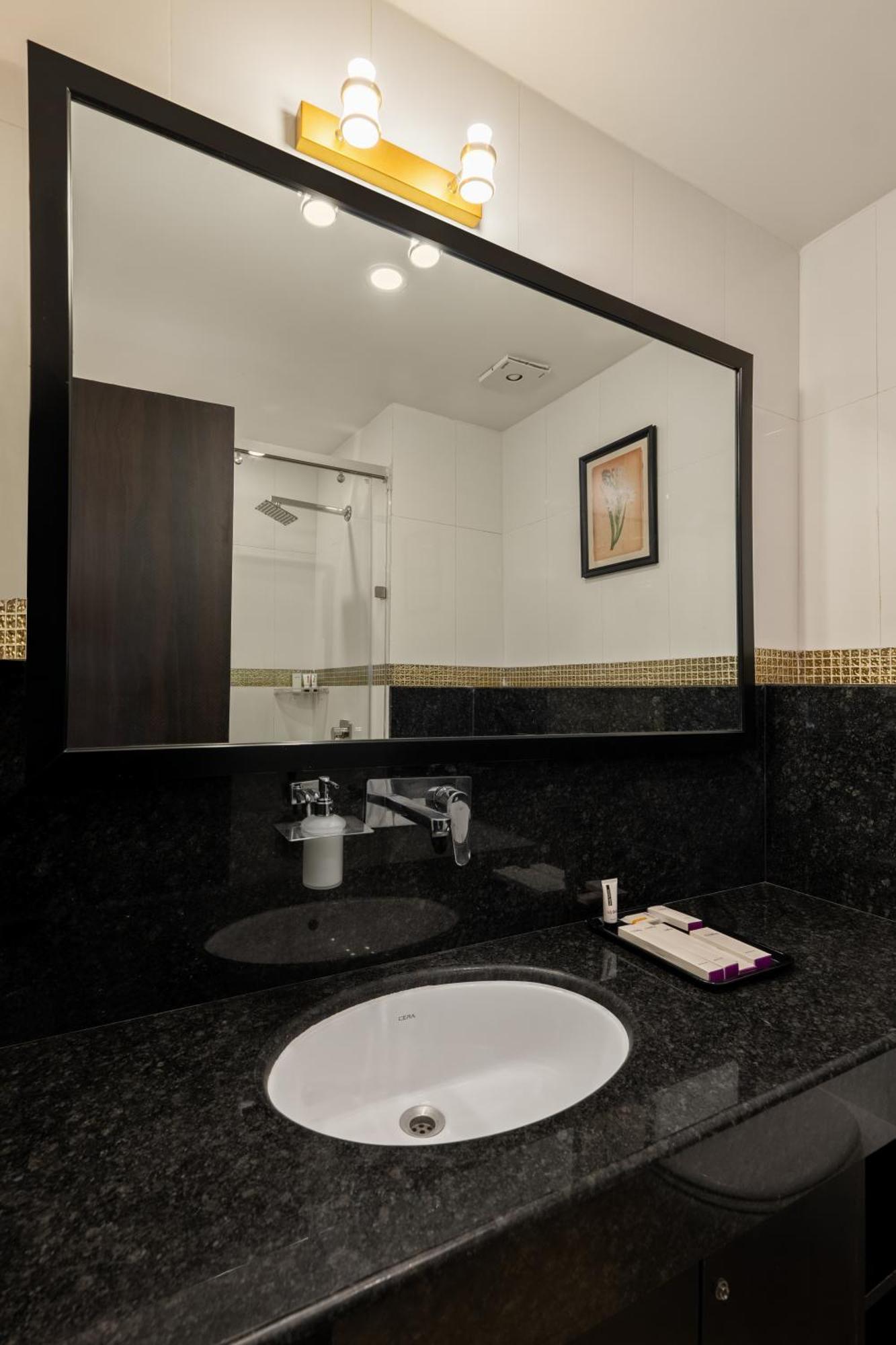 Sterling Balicha Udaipur Hotel Luaran gambar